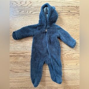 Carter’s Baby Bear Sherpa Jumpsuit in blue, size 3-6 months